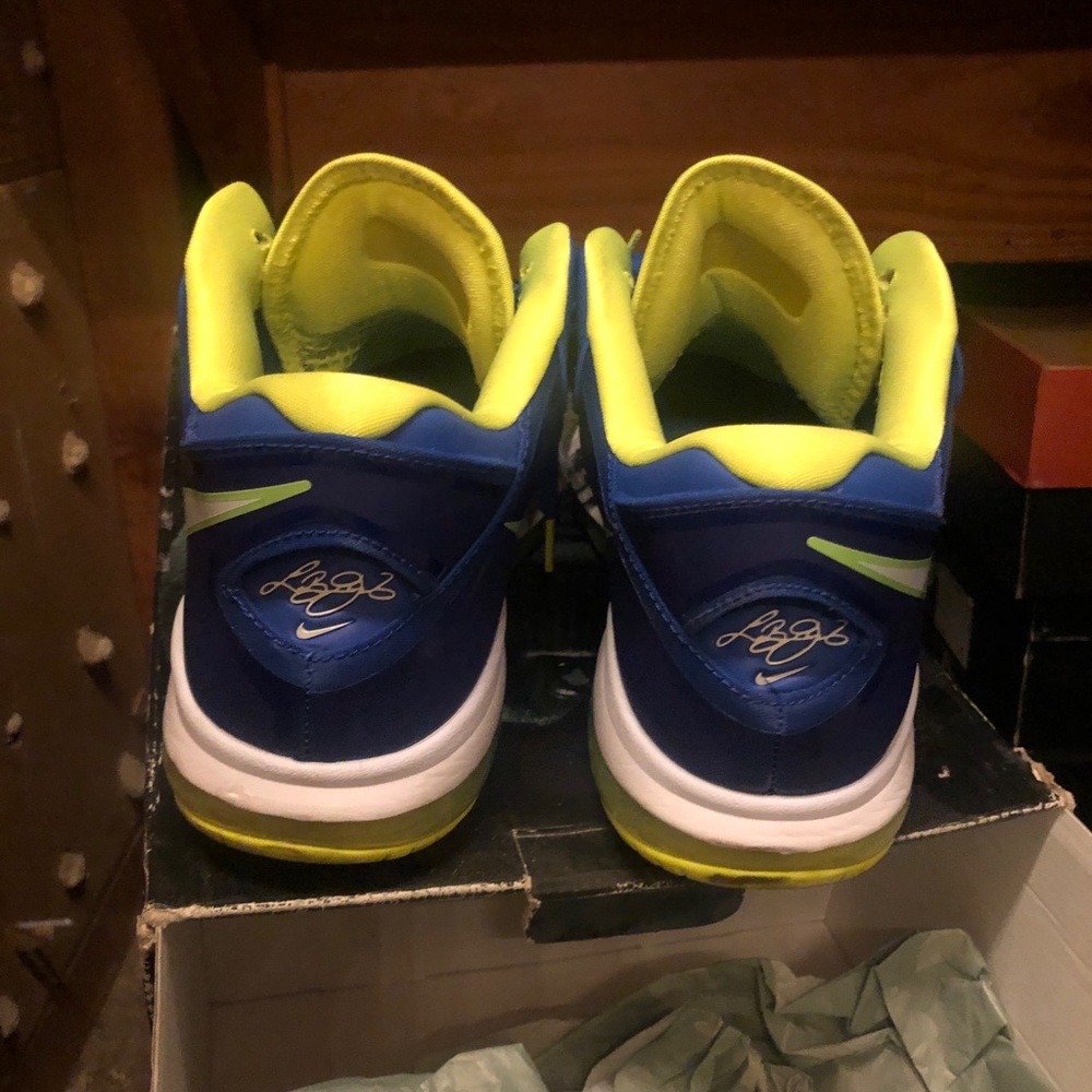 Lebron V2 low “Sprites” - Picture 3 of 5